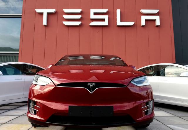 Tesla will provide a platform for Chinese customers to access car data